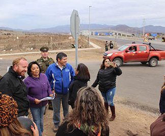 Seremi del MOP llevó buenas noticias a vecinos de Tambilllos