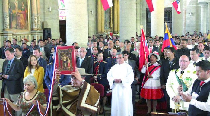 Arzobispo convocó a fieles y autoridades a construir una sociedad en corresponsabilidad