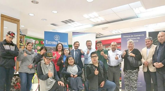 Alumnos del Colegio Pierrot hacen prácticas en tiendas del comercio de La Serena