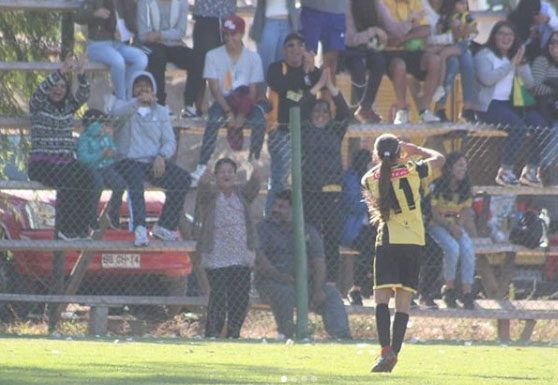 SUB 17 FEM AURINEGRA GOLEÓ A COPIAPÓ DE LA MANO DE MILLONES