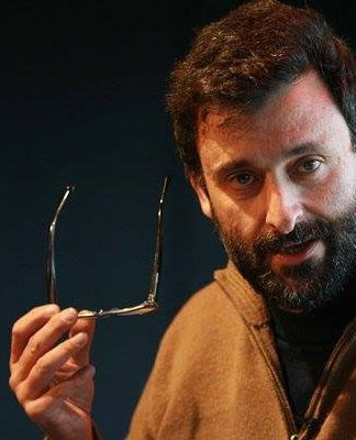 «Gabriela Mistral sigue siendo la gran desconocida de la poesía chilena… no la hemos leído de verdad»