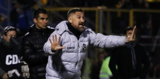 UNIVERSIDAD CATÓLICA VA POR EL CONCURSO DEL DT PATRICIO GRAFF