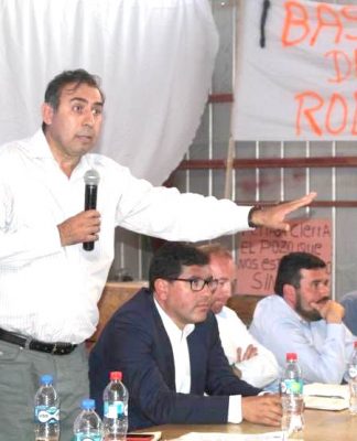 Sergio Gahona, UDI: «Hay abuso de un agricultor grande contra el más chico»