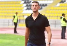 HINCHAS PIRATAS PIDEN LA SALIDA DEL DT TRAS LA DERROTA SUFRIDA FRENTE A IQUIQUE COMO LOCAL