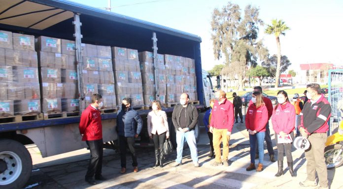 Llegan al Techado de Coquimbo las primeras mil cajas de ayuda
