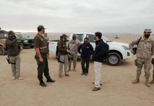 Investigan caso de tráfico de migrantes de víctimas que son abandonadas en pleno desierto entre Chile y Perú.
