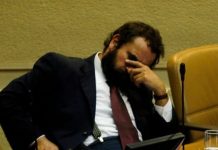 Ministerio de Defensa presentará denuncia por dichos de Hugo Gutierrez contra La Armada.