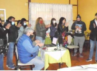 Comerciantes del ex Mercado van con nuevos antecedentes al Consejo de Monumentos