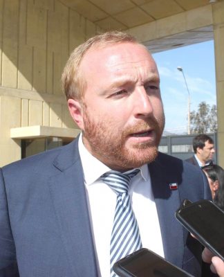 «Decisión estrictamente financiera que nada tiene que ver con la conexión terrestre entre ambos territorios»