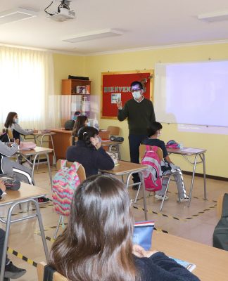 Por ahora cuatro comunas mantendrían educación a distancia tras las vacaciones