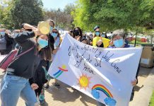 Tías de Integra iniciaron paro nacional indefinido. En la región, 63 jardines infantiles y cerca de 1.300 trabajadoras