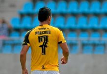 El «tanque» Paredes se queda en el puerto: Goleador renovó contrato con Coquimbo Unido y asegura los goles para el 2022