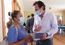 Alcalde Manouchehri recibe carta de choferes de Uber y compromete apoyo a familia de víctima