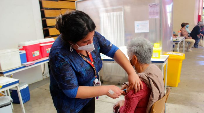 Salud Primaria de La Serena toma medidas para evitar cuadros respiratorios graves en la población