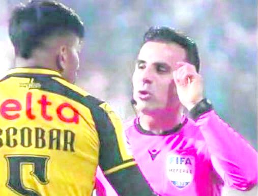 Dirigencia pirata presenta reclamo formal por el desempeño del juez Piero Maza