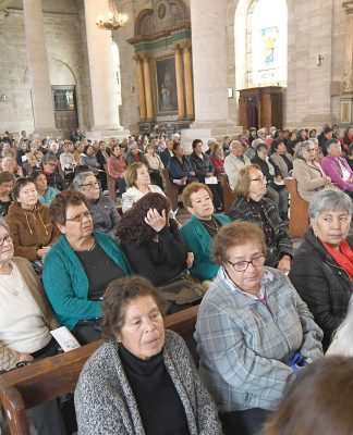 Misa abrió el mes del adulto mayor