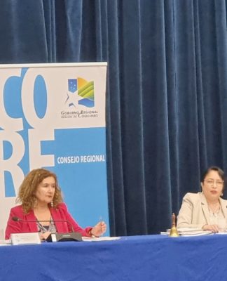 Caliente sesión del Core, ad portas de decidir futuro de la gobernadora