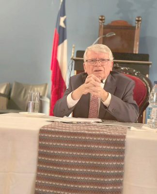 Hugo Enrique Dolmestch Urra, ex presidente de la Corte Suprema: «Estamos cerca de que el narcotráfico corrompa a las policías y a los jueces»