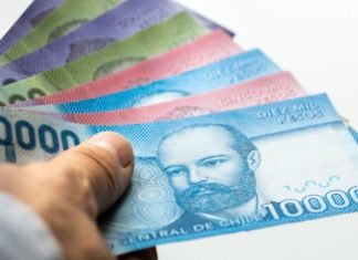 Autopréstamo de las AFP genera discusión entre parlamentarios locales