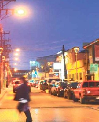 Controversia en La Serena: Concejales acusan prostitución encubierta en locales del centro