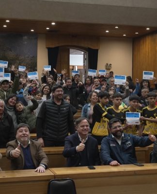 Entregan recursos a organizaciones sociales vinculadas al desarrollo comunitario y del deporte