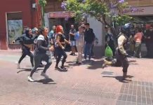 Primer altercado entre ambulantes e inspectores en la era Norambuena: Hay acciones legales