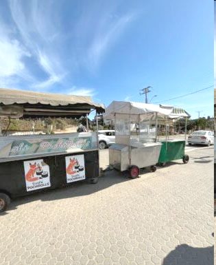 La incómoda presencia de carritos Food Trucks en Caleta de Pichidangui