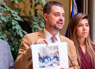 Diputado (PS) Manouchehri con todo contra Kast por cena con «líder de mafia de cobre»