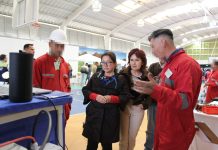Personas privadas de libertad muestran su talento en Feria de la Ciencia en el CP La Serena