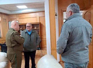 Camioneros se reúnen con general de Carabineros y piden reforzar seguridad en rutas