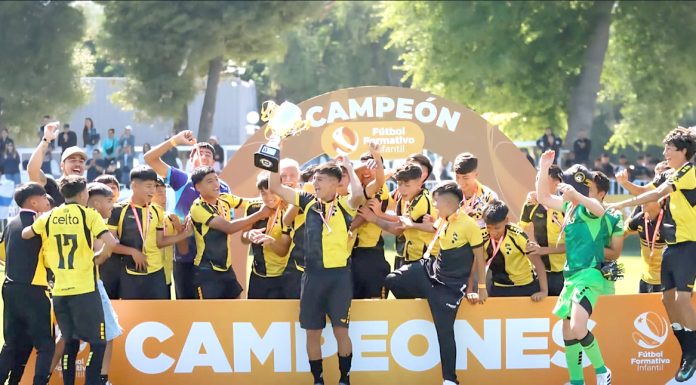 Coquimbo Unido no se cansa de gritar campeón