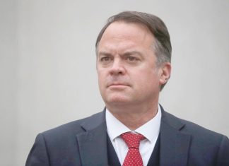 Walker reconoce aportes de Yáber pero niega tráfico de influencias