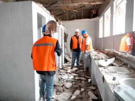 Tras el derrumbe, el Liceo Gabriela Mistral acelera reparaciones y seguirá siendo local de votación