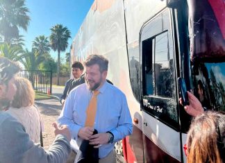 En su visita a La Serena, Johannes Kaiser defiende Dominga y critica la «flojera» en gestión hídrica