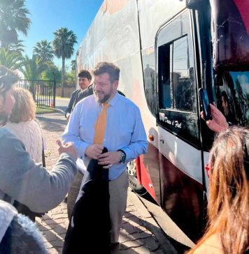 En su visita a La Serena, Johannes Kaiser defiende Dominga y critica la «flojera» en gestión hídrica