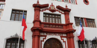 Municipio habla de austeridad, pero gasta $53 millones en cena funcionaria