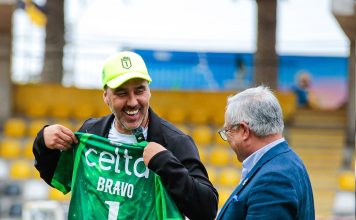 Claudio Bravo visitó al equipo pirata