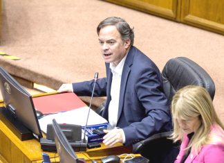 Con Demócratas fuera del escenario político, qué sucederá con el senador Matías Walker