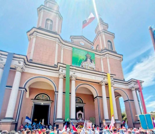 Devoción, bailes y comercio: miles de fieles honraron a la Virgen de Andacollo