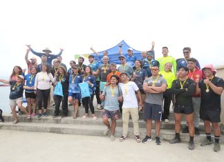 30 valientes nadadores completaron la «Travesía Pirata 2026» en el puerto