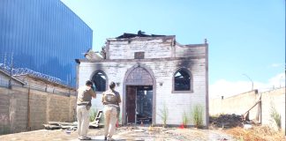 Autoridad religiosa dice que habría voluntad para restaurar la incendiada iglesia Santa Ana