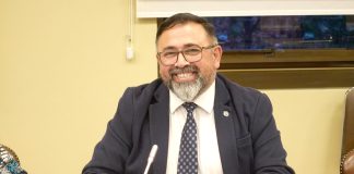 Diputado Víctor Pino sonríe: es carta segura para ser el próximo delegado presidencial