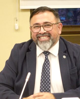 Diputado Víctor Pino sonríe: es carta segura para ser el próximo delegado presidencial