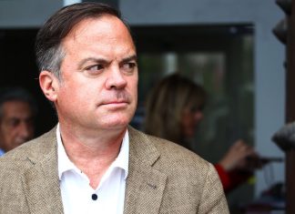 Revelan comprometedores chats de asesor del senador Walker en trama Bielorrusa