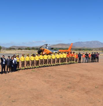 Presentan aeronave que apoyará el combate de incendios forestales en la región durante 90 días