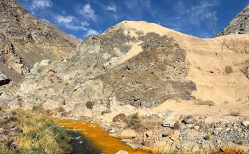 CORE pidió información «a la brevedad» para esclarecer color amarillo del agua