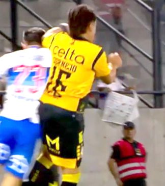 VAR determinó que hay «juego brusco grave» en la expulsión de Juan Cornejo