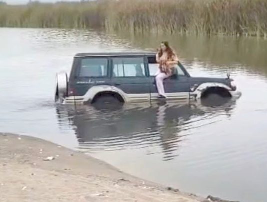 Ingreso de todoterreno a humedal es un daño enorme al ecosistema