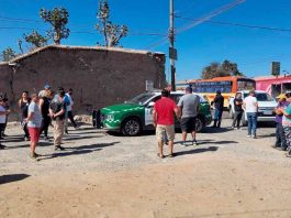 Vecinos frenan corte de luz con presencia policial en Cruz de Caña