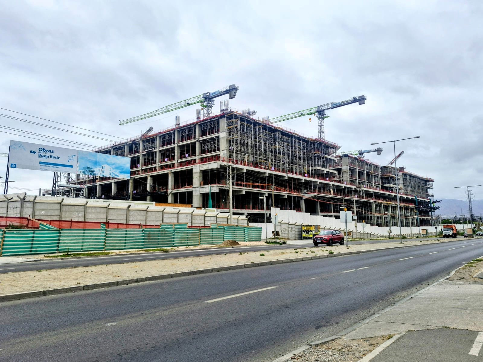 Subsecretario del MOP visitará hoy obras en hospitales